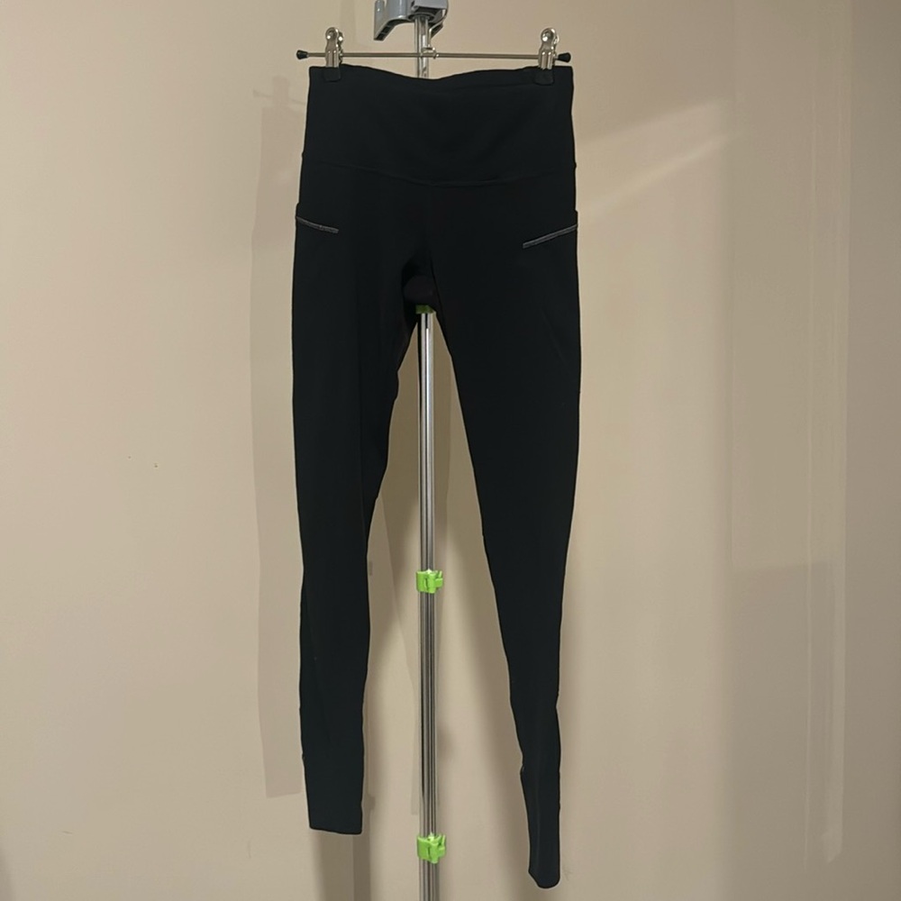 Athleta Relay Tight 2.0 Leggings Women’s Size XXSmall Black Reflective